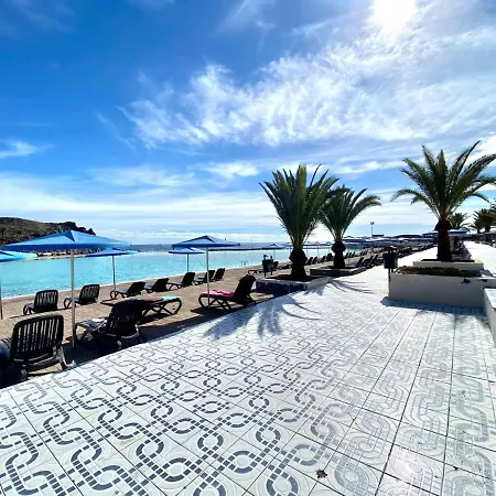 Apartamento With Pool,freewifi In *