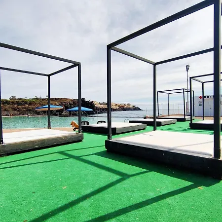 Apartman With Pool,freewifi In *