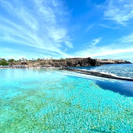 With Pool,freewifi In Apartament Costa Del Silencio
