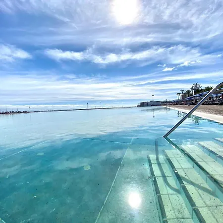 With Pool,freewifi In Costa Del Silencio