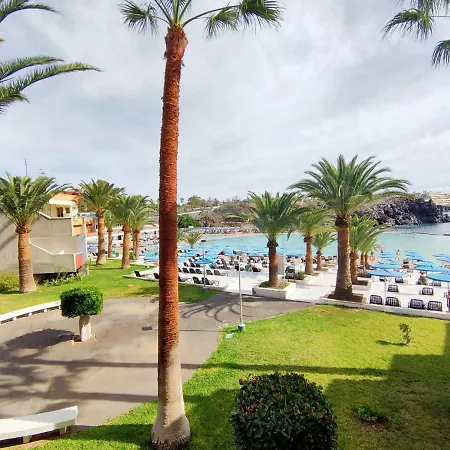 Apartament With Pool,freewifi In