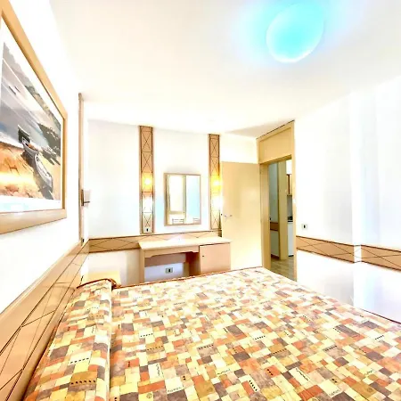 With Pool,freewifi In Apartament Costa Del Silencio